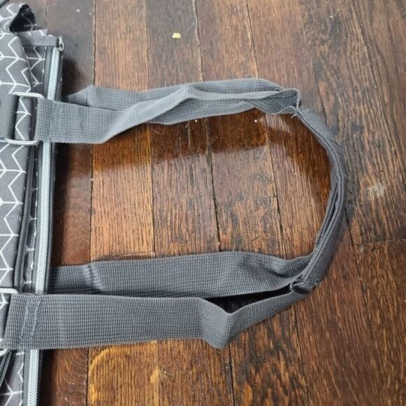 Bananafish Studio Sienna Arrow Tote Diaper Bag Grey - Picture 14 of 14